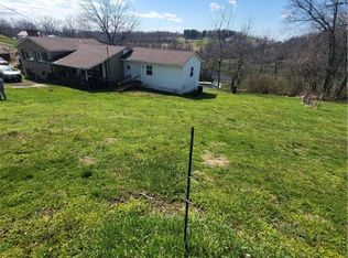 141 E South St, Smithfield, OH 43948