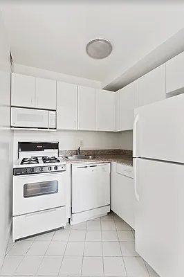 Rented by REAL New York | media 10