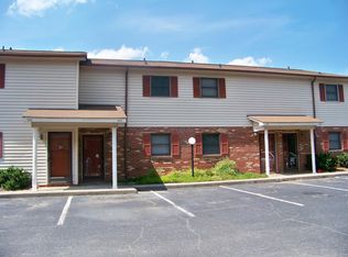 505 Old Timber Rd, Winston Salem, NC 27101