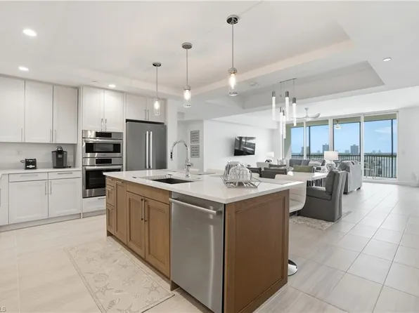 4142 Bay Beach LN #502, FORT MYERS BEACH, FL 33931