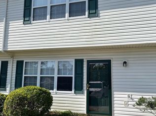 93 Century Ct, Swansboro, NC 28584