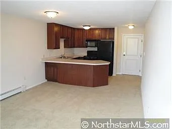 Building Photo - 17092 Adelmann St SE #1