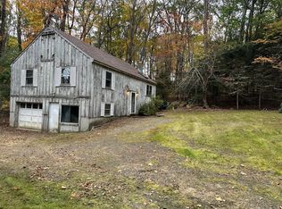 86 Old Boston Tpke, Hubbardston, MA 01452