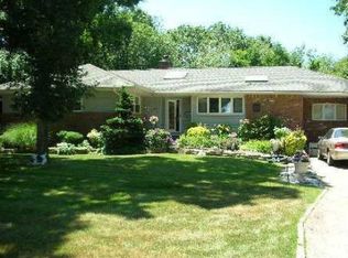 54 West Dr, North Massapequa, NY 11758