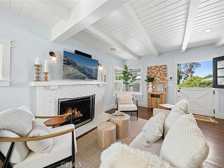 420 Acacia Ave — Photo 25