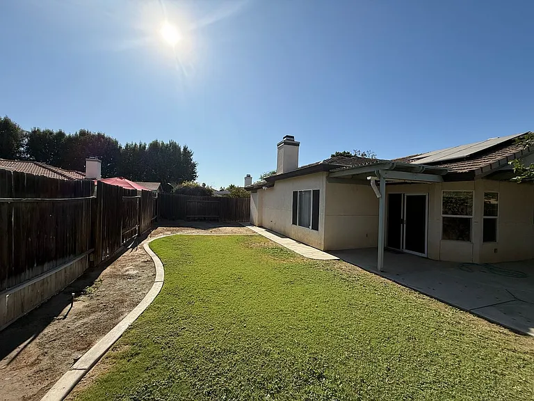5704 Pine Canyon Dr — Photo 33