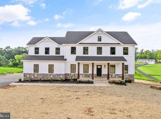 5377 Courtneys Corner Rd, Sumerduck, VA 22742