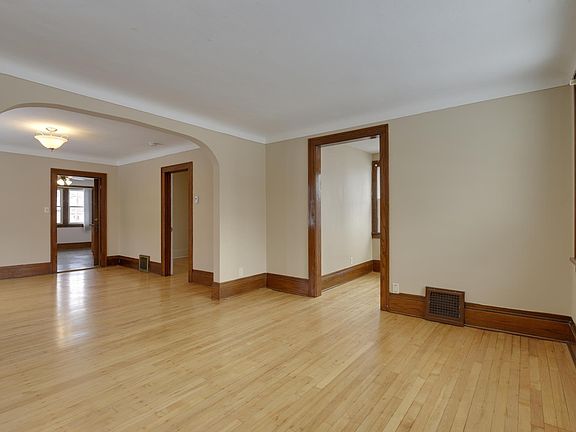 2nd image of 707 Orange Ave E #1