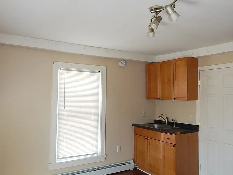 97 Parkview Ave — Photo 1