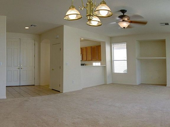 3rd image of 4404 Regalo Bello St
