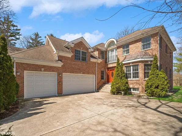 2012 Wilmette Ave, Wilmette, IL 60091