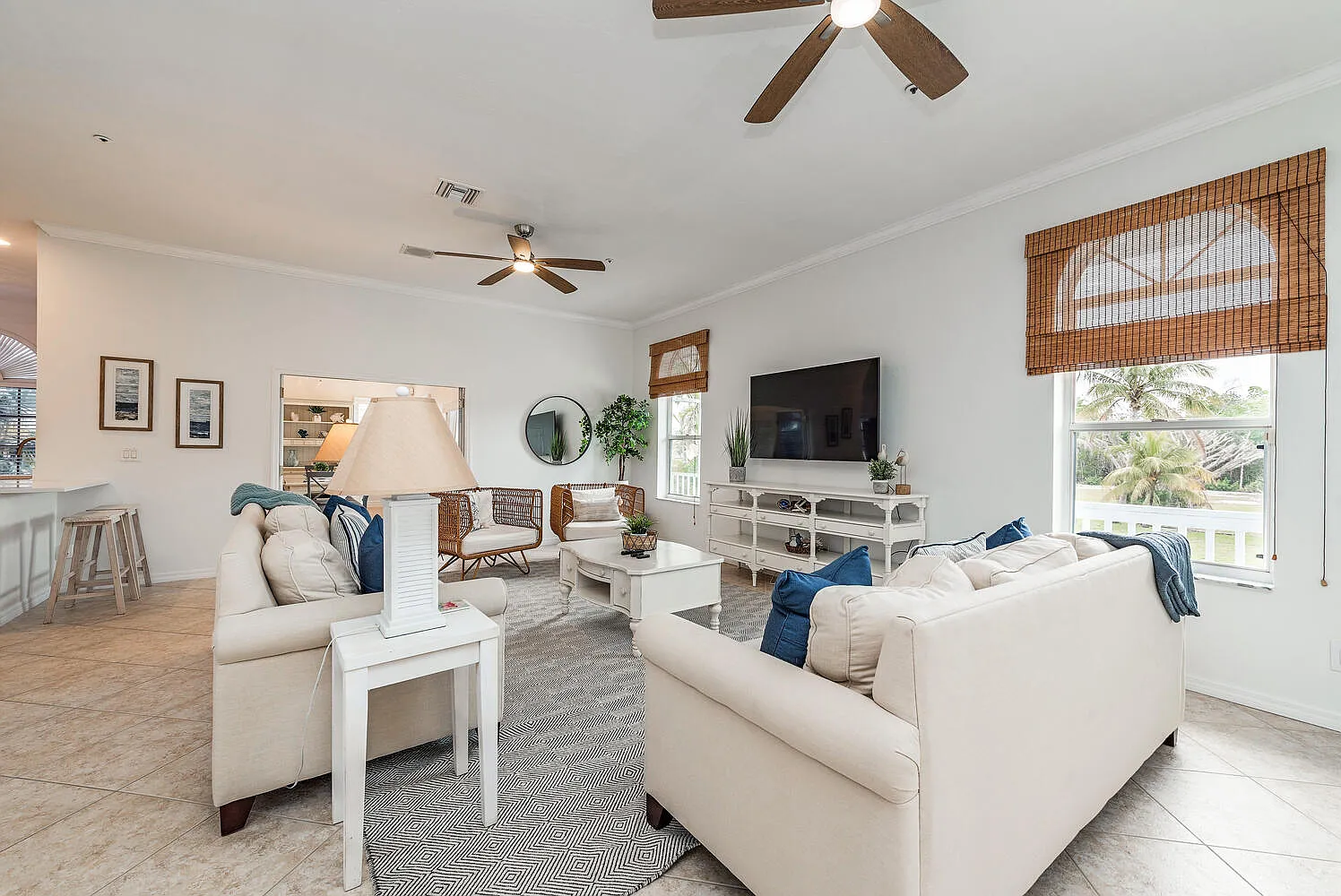 3 bed, 2.5 bath, 2766 sqft, $3,950 — Photo 1