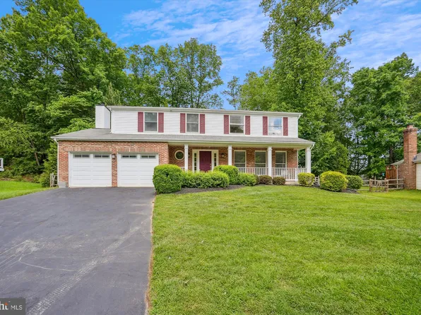 7613 Timbercrest Dr, Rockville, MD 20855