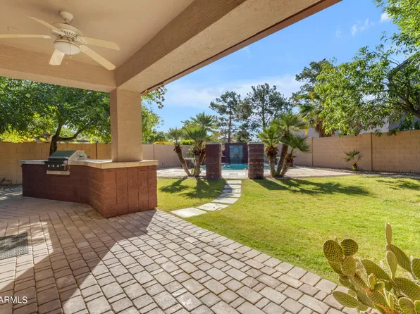 1079 W LAREDO Avenue, Gilbert, AZ 85233