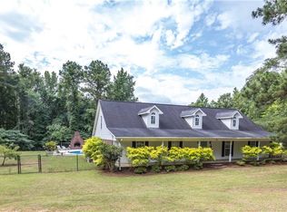 25 McCoy Ln, Phenix City, AL 36869