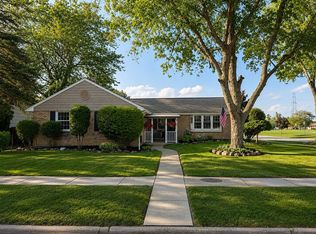 176 Broadmoor Dr, Tonawanda, NY 14150