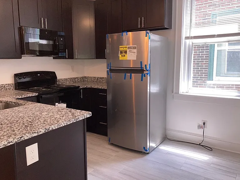1807 S Broad St — Photo 1