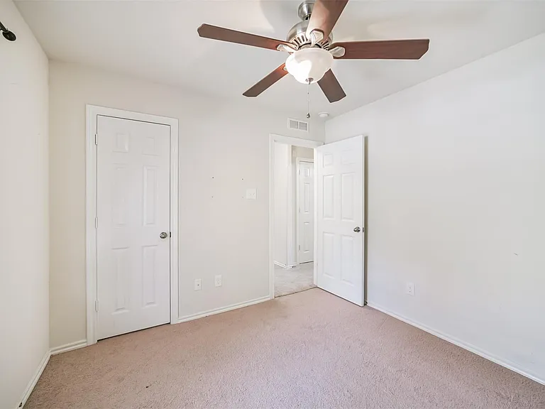 1609 Peach Dale Ct — Photo 23