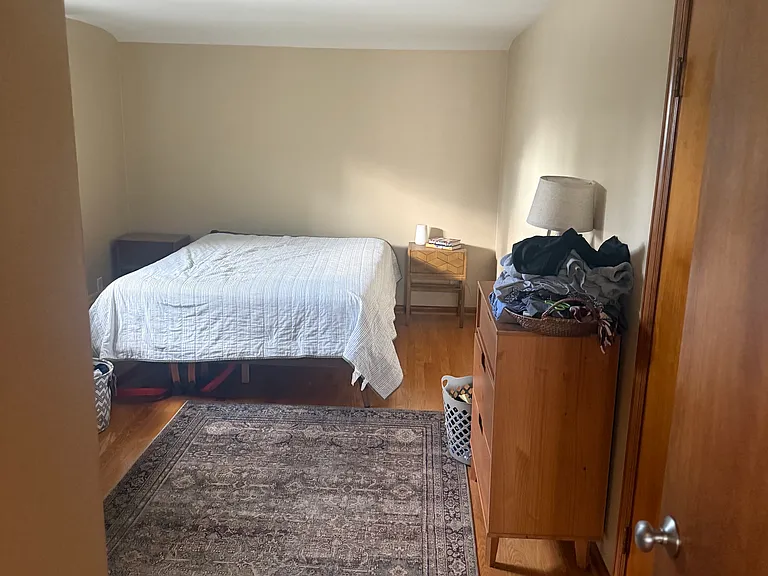 Bedroom 1 (master)