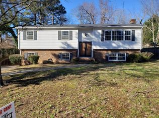 1187 Sweetbriar Rd, High Point, NC 27262