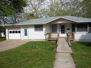 714 N 15th St, Nebraska City, NE 68410