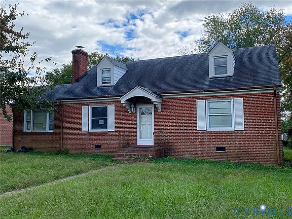2nd image of 1911 Springdale Rd