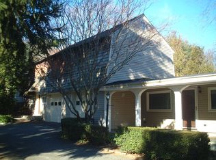 131 Clinton St, Shrewsbury, MA 01545