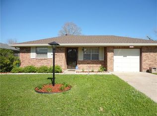 1665 Gulizo Dr, Marrero, LA 70072