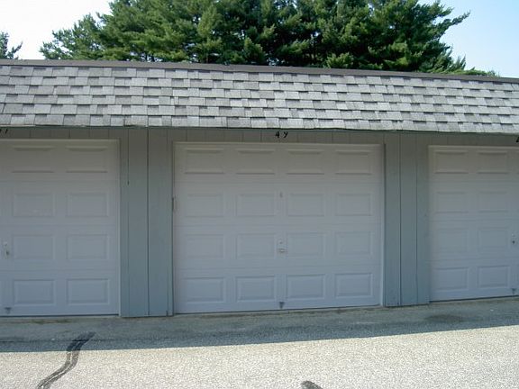 Garage #2  (sample photo)