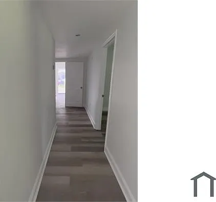 3 bed, 1377 sqft, $1,448 — Photo 2