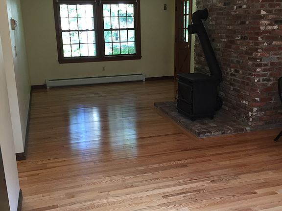 2nd image of 45 Meetinghouse Rd #A