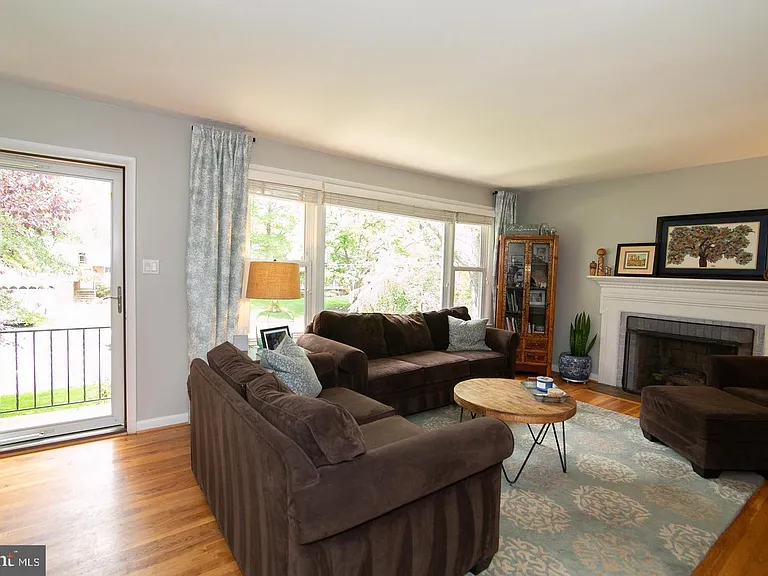 8411 Morey Ln — Photo 27