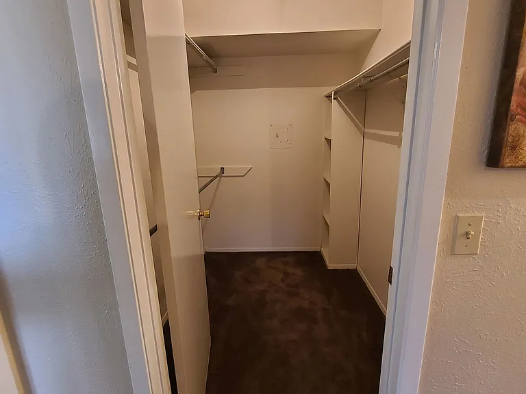 2712 Indian Creek Dr — Photo 20