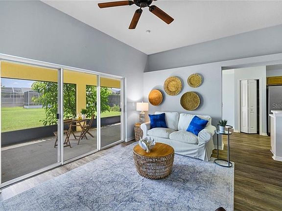 3rd image of 7542 Kinnow Ct