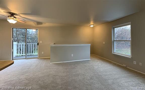 4th image of 266 Neptune Dr #24