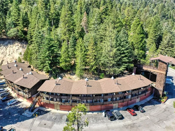 872 Sierra Vista Dr #22, Twin Peaks, CA 92391