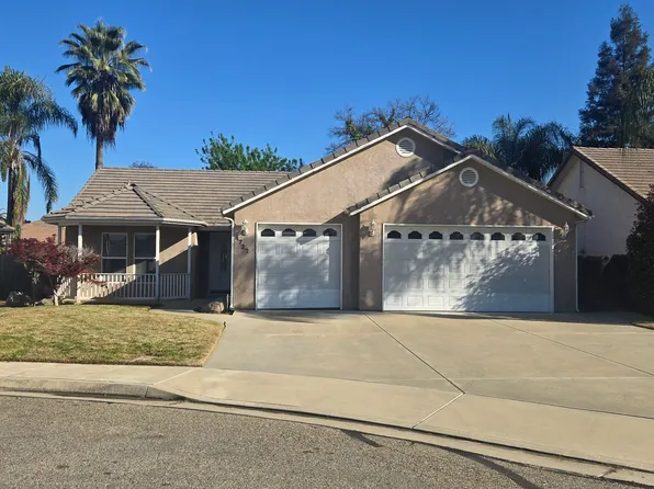 4722 W Nicholas Ct, Visalia, CA 93291