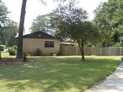 2nd image of 4531 Saint Andrews Dr SW