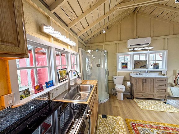 5th image of 0 SE M Rd