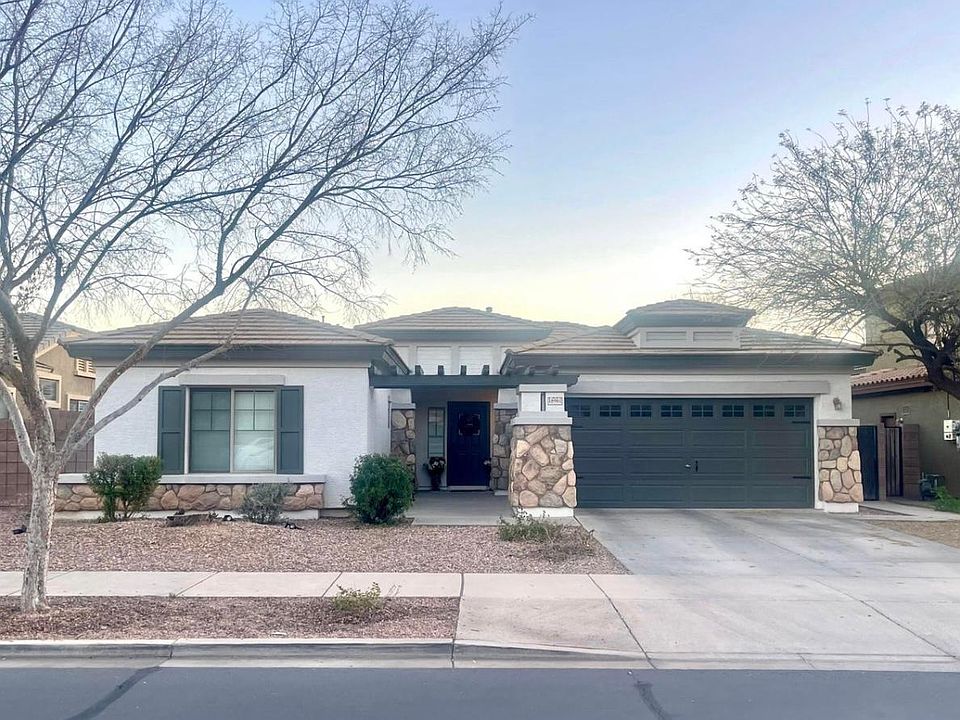 1st image of 18961 E Superstition Dr