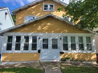 24 1/2 Sproat St, Middletown, NY 10940