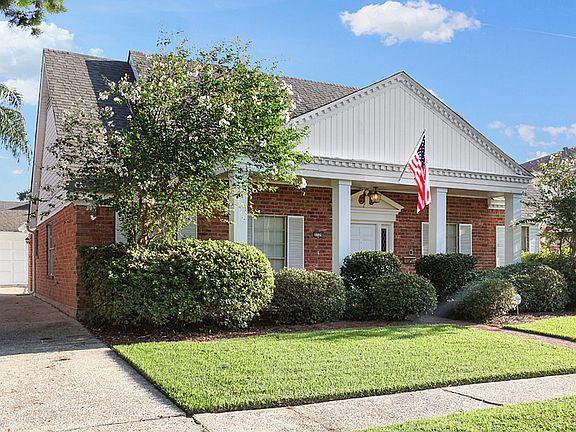 2nd image of 3709 Silver Maple Ct