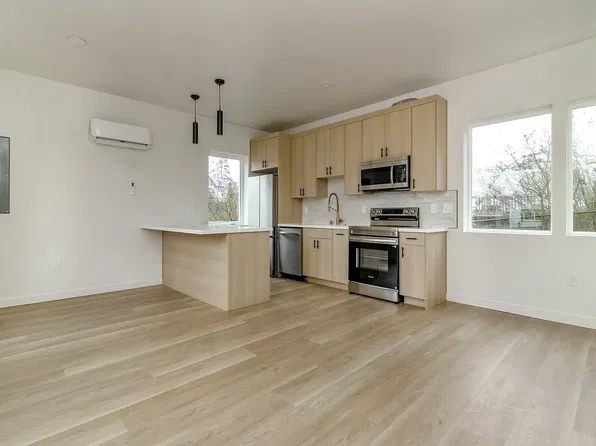 1538 N Wycoff Ave, Bremerton, WA 98312
