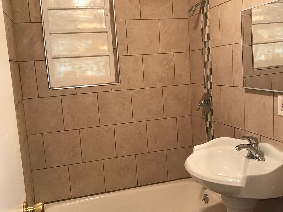 1st image of 479 Roseville Ave APT 33