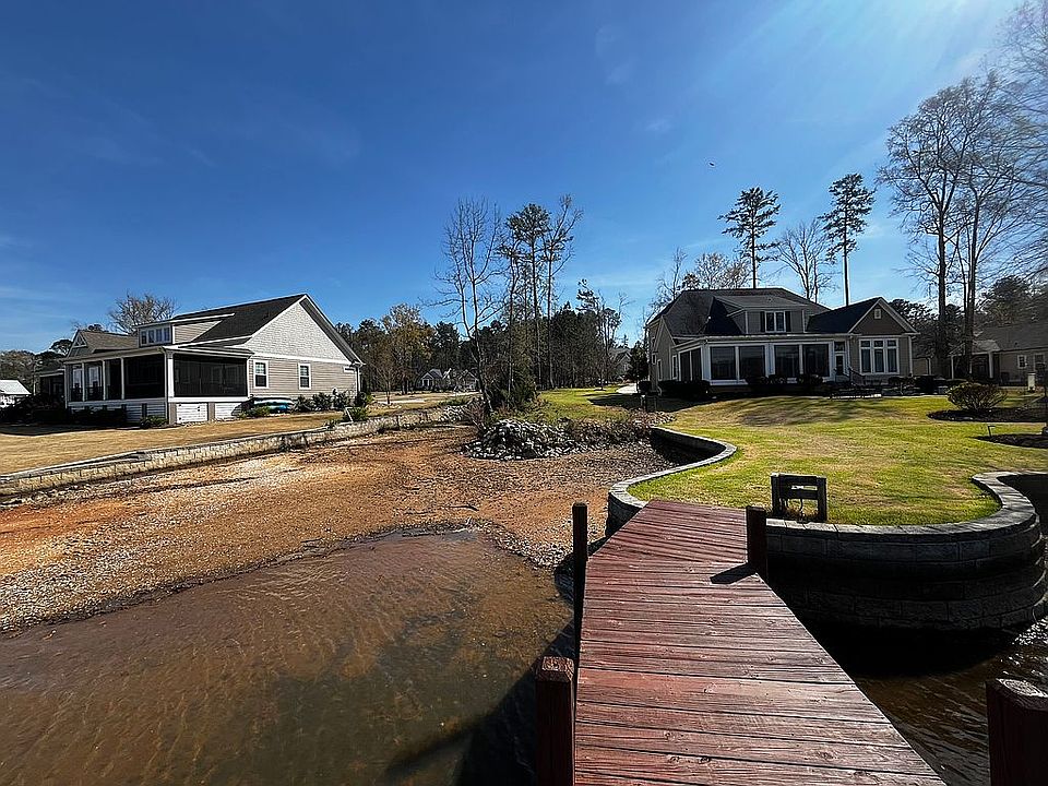 1st image of 241 Headwater Dr