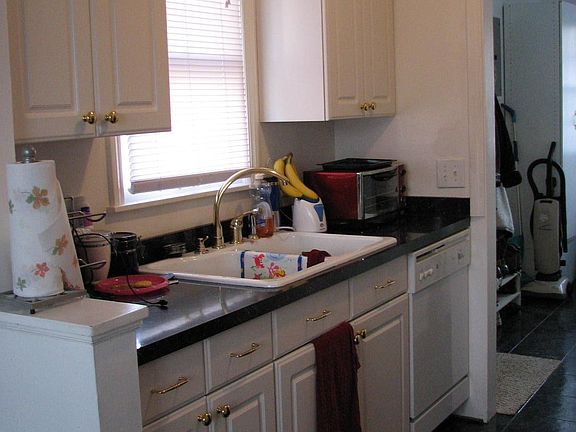 3rd image of 15732 Mina Ave