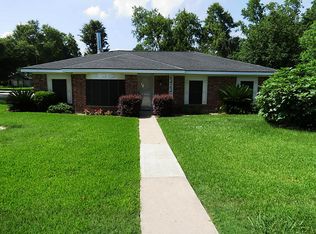 703 Cherry Valley Dr, Huffman, TX 77336