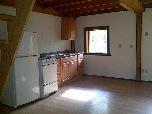 3rd image of 1291 Helios Ave
