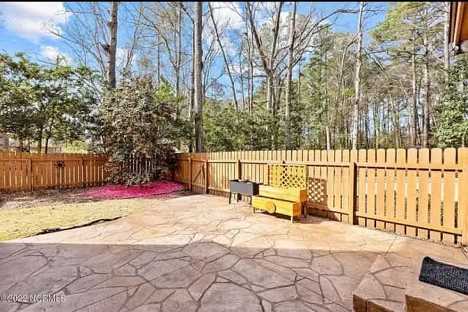 Pineview Dr, Greenville — Photo 2