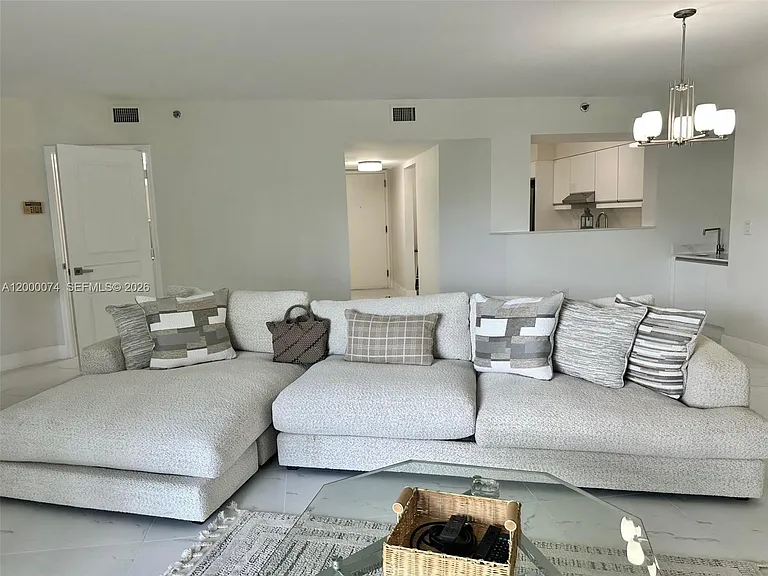 8925 Collins Ave #2J — Photo 10